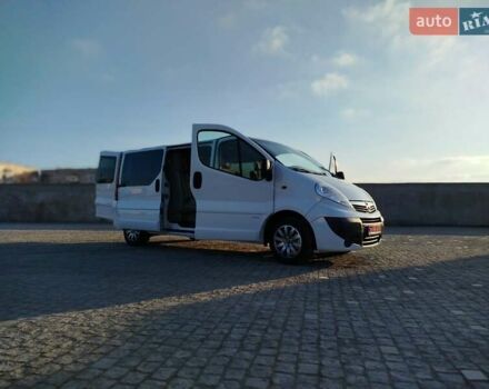 Опель Віваро, об'ємом двигуна 2 л та пробігом 259 тис. км за 13950 $, фото 16 на Automoto.ua
