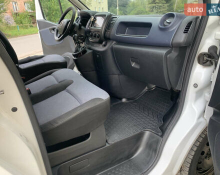 Опель Виваро, объемом двигателя 1.6 л и пробегом 180 тыс. км за 10500 $, фото 27 на Automoto.ua