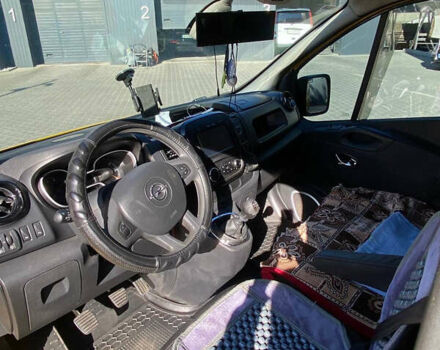 Опель Виваро, объемом двигателя 1.6 л и пробегом 306 тыс. км за 10000 $, фото 6 на Automoto.ua