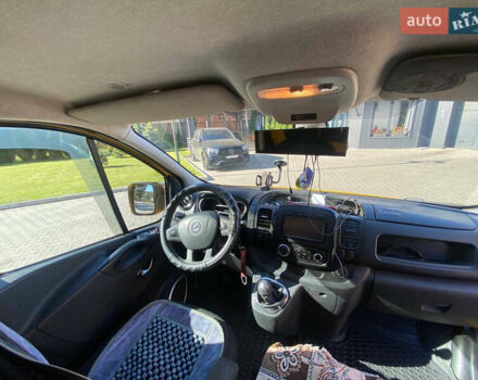 Опель Виваро, объемом двигателя 1.6 л и пробегом 306 тыс. км за 10000 $, фото 5 на Automoto.ua