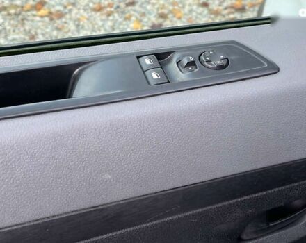 Опель Виваро, объемом двигателя 2 л и пробегом 158 тыс. км за 17600 $, фото 22 на Automoto.ua