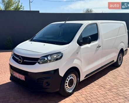 Опель Виваро, объемом двигателя 2 л и пробегом 224 тыс. км за 18300 $, фото 2 на Automoto.ua