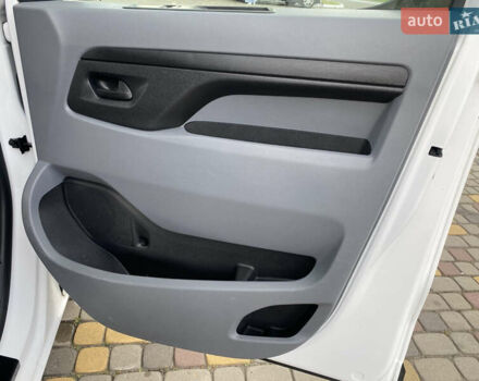 Опель Виваро, объемом двигателя 2 л и пробегом 108 тыс. км за 18999 $, фото 33 на Automoto.ua