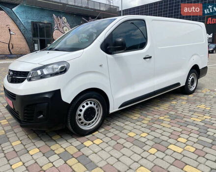 Опель Виваро, объемом двигателя 2 л и пробегом 108 тыс. км за 18999 $, фото 2 на Automoto.ua