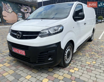 Опель Виваро, объемом двигателя 2 л и пробегом 108 тыс. км за 18999 $, фото 1 на Automoto.ua