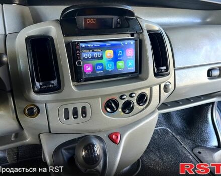 Опель Виваро, объемом двигателя 2.5 л и пробегом 323 тыс. км за 3600 $, фото 4 на Automoto.ua