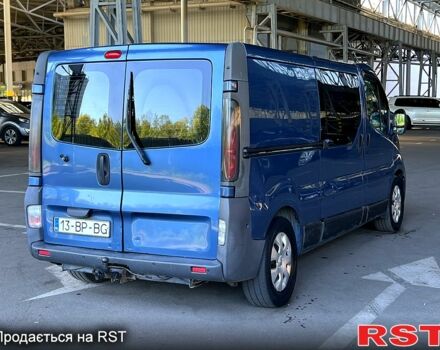 Опель Виваро, объемом двигателя 2.5 л и пробегом 323 тыс. км за 3600 $, фото 1 на Automoto.ua