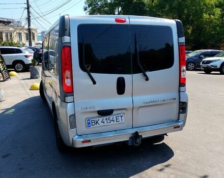 Опель Виваро, объемом двигателя 2.5 л и пробегом 350 тыс. км за 8400 $, фото 2 на Automoto.ua