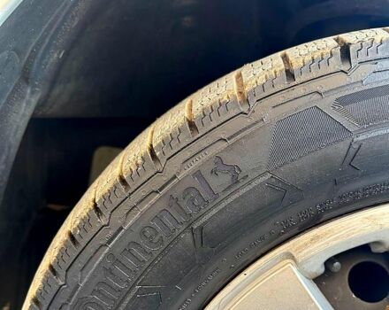 Опель Виваро, объемом двигателя 2 л и пробегом 259 тыс. км за 14180 $, фото 4 на Automoto.ua