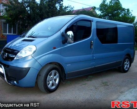 Опель Виваро, объемом двигателя 2.5 л и пробегом 285 тыс. км за 13800 $, фото 1 на Automoto.ua