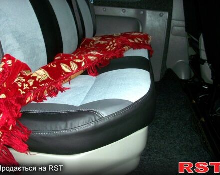Опель Виваро, объемом двигателя 2.5 л и пробегом 285 тыс. км за 13800 $, фото 4 на Automoto.ua