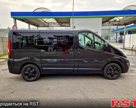 Опель Виваро, объемом двигателя 2 л и пробегом 199 тыс. км за 12300 $, фото 4 на Automoto.ua