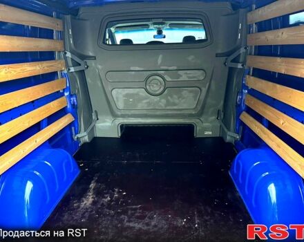Опель Виваро, объемом двигателя 2 л и пробегом 250 тыс. км за 14950 $, фото 2 на Automoto.ua