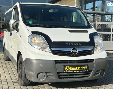 Опель Виваро, объемом двигателя 2.5 л и пробегом 263 тыс. км за 12800 $, фото 1 на Automoto.ua