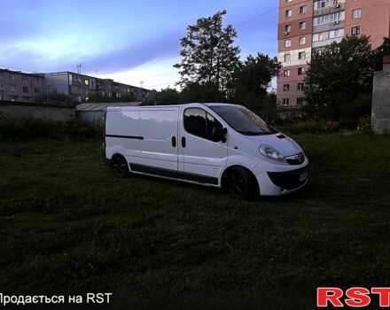 Опель Виваро, объемом двигателя 2 л и пробегом 317 тыс. км за 8500 $, фото 1 на Automoto.ua