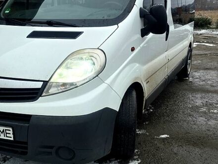 Опель Виваро, объемом двигателя 2 л и пробегом 380 тыс. км за 13500 $, фото 1 на Automoto.ua