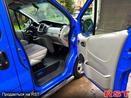 Опель Виваро, объемом двигателя 2 л и пробегом 250 тыс. км за 14950 $, фото 1 на Automoto.ua