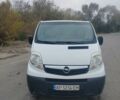 Белый Опель Виваро пасс., объемом двигателя 1.9 л и пробегом 377 тыс. км за 9000 $, фото 3 на Automoto.ua