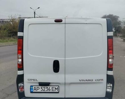 Белый Опель Виваро пасс., объемом двигателя 1.9 л и пробегом 377 тыс. км за 9000 $, фото 4 на Automoto.ua