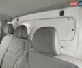 Белый Опель Виваро пасс., объемом двигателя 1.9 л и пробегом 377 тыс. км за 9000 $, фото 13 на Automoto.ua