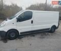Белый Опель Виваро пасс., объемом двигателя 1.9 л и пробегом 377 тыс. км за 9000 $, фото 5 на Automoto.ua