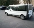 Белый Опель Виваро пасс., объемом двигателя 1.87 л и пробегом 385 тыс. км за 7500 $, фото 3 на Automoto.ua