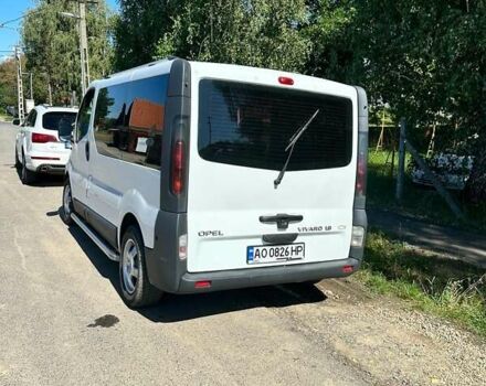 Белый Опель Виваро пасс., объемом двигателя 1.9 л и пробегом 398 тыс. км за 8019 $, фото 9 на Automoto.ua