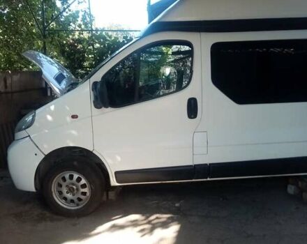 Білий Опель Віваро пас., об'ємом двигуна 1.9 л та пробігом 370 тис. км за 6000 $, фото 1 на Automoto.ua