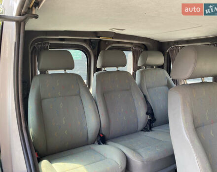 Белый Опель Виваро пасс., объемом двигателя 1.87 л и пробегом 390 тыс. км за 7200 $, фото 25 на Automoto.ua