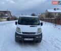 Белый Опель Виваро пасс., объемом двигателя 2.5 л и пробегом 264 тыс. км за 8500 $, фото 3 на Automoto.ua