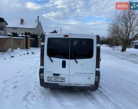 Белый Опель Виваро пасс., объемом двигателя 2.5 л и пробегом 264 тыс. км за 8500 $, фото 4 на Automoto.ua