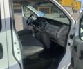 Белый Опель Виваро пасс., объемом двигателя 2 л и пробегом 373 тыс. км за 7700 $, фото 10 на Automoto.ua