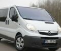 Белый Опель Виваро пасс., объемом двигателя 2 л и пробегом 175 тыс. км за 2500 $, фото 1 на Automoto.ua