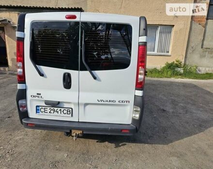 Белый Опель Виваро пасс., объемом двигателя 0 л и пробегом 270 тыс. км за 12600 $, фото 2 на Automoto.ua