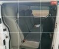 Белый Опель Виваро пасс., объемом двигателя 2 л и пробегом 264 тыс. км за 12000 $, фото 2 на Automoto.ua