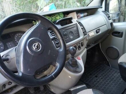 Опель Віваро пас. 2005 у Вінниці на Automoto.ua Білий Опель Віваро пас., об'ємом двигуна 1.87 л та пробігом 385 тис. км за 7500 $, фото 1 на Automoto.ua