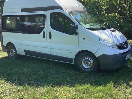 Опель Віваро пас. 2007 у Кропивницькому (Кіровограді) на Automoto.ua Білий Опель Віваро пас., об'ємом двигуна 2 л та пробігом 315 тис. км за 7500 $, фото 1 на Automoto.ua