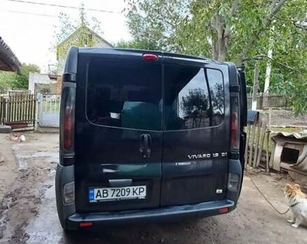 Черный Опель Виваро пасс., объемом двигателя 1.87 л и пробегом 375 тыс. км за 6699 $, фото 3 на Automoto.ua