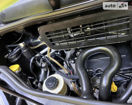 Черный Опель Виваро пасс., объемом двигателя 2 л и пробегом 238 тыс. км за 15950 $, фото 54 на Automoto.ua