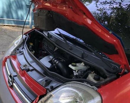 Красный Опель Виваро пасс., объемом двигателя 2.5 л и пробегом 252 тыс. км за 6200 $, фото 4 на Automoto.ua