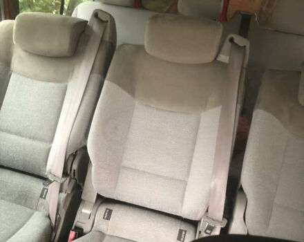 Красный Опель Виваро пасс., объемом двигателя 2 л и пробегом 485 тыс. км за 7700 $, фото 10 на Automoto.ua