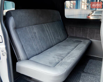 Серый Опель Виваро пасс., объемом двигателя 2 л и пробегом 110 тыс. км за 27000 $, фото 19 на Automoto.ua