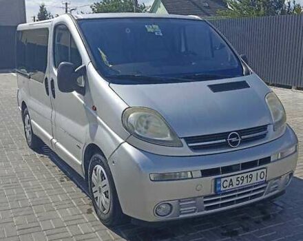 Серый Опель Виваро пасс., объемом двигателя 1.9 л и пробегом 250 тыс. км за 7300 $, фото 11 на Automoto.ua