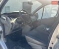 Серый Опель Виваро пасс., объемом двигателя 2 л и пробегом 255 тыс. км за 6000 $, фото 6 на Automoto.ua