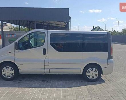 Серый Опель Виваро пасс., объемом двигателя 1.9 л и пробегом 250 тыс. км за 7300 $, фото 9 на Automoto.ua