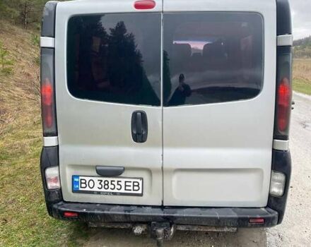 Серый Опель Виваро пасс., объемом двигателя 1.9 л и пробегом 282 тыс. км за 5700 $, фото 2 на Automoto.ua