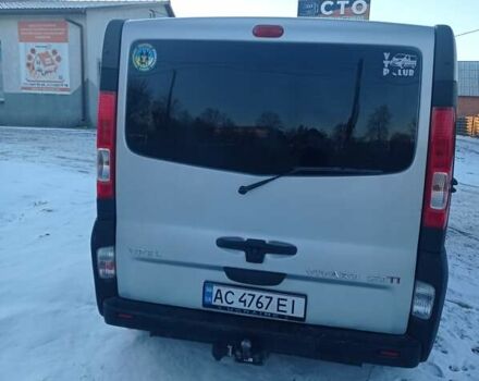 Серый Опель Виваро пасс., объемом двигателя 2.5 л и пробегом 290 тыс. км за 9100 $, фото 6 на Automoto.ua