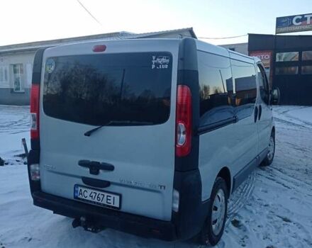 Серый Опель Виваро пасс., объемом двигателя 2.5 л и пробегом 290 тыс. км за 9100 $, фото 5 на Automoto.ua