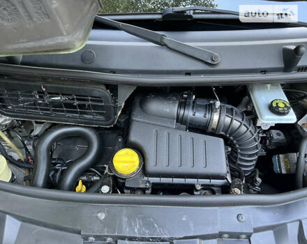 Сірий Опель Віваро пас., об'ємом двигуна 2 л та пробігом 237 тис. км за 15999 $, фото 37 на Automoto.ua
