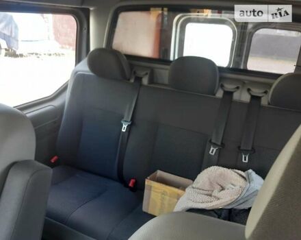 Серый Опель Виваро пасс., объемом двигателя 2 л и пробегом 326 тыс. км за 11600 $, фото 1 на Automoto.ua